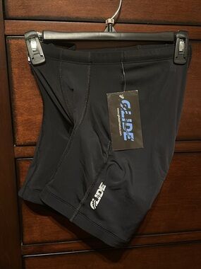 Glide Women's Black Athletic Bike Shorts